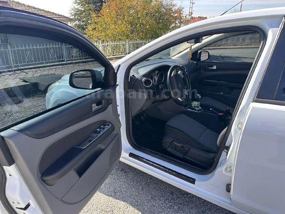 Sahibinden Ford Focus 1.6 TDCi Collection 2011 Model