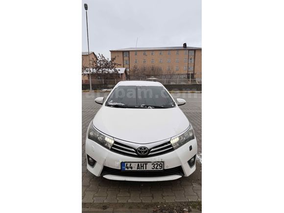 Sahibinden 2013 Corolla 1.6 Premium 