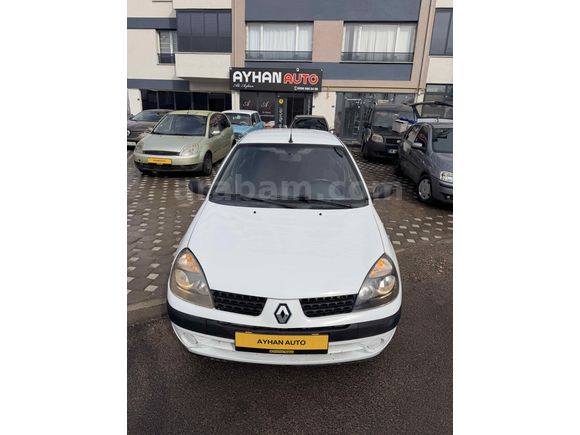 Favorilere özel  Renault Clio 1.4 Expression 2002