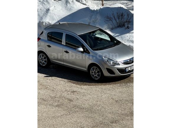 Sahibinden Opel Corsa 1.4 Twinport Essentia 2012 Model 