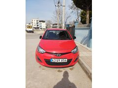Sahibinden Hyundai i20 1.2 D-CVVT Jump 2012 Model  113.500 km Kırmızı