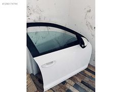 SKODA OCTAVIA SOLU SAĞ ÖN HATASIZ BOYASIZ TEMIZ KAPI