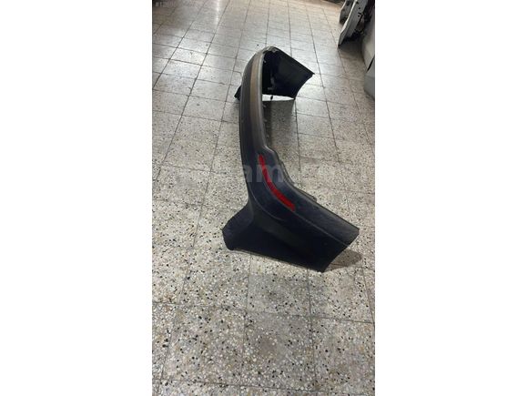 Yenı Caddy combi arka tampon