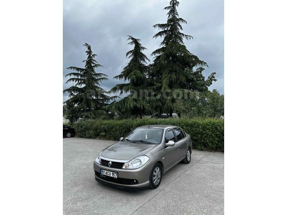 Renault symbol 2009 (Aciliyeti vardır)