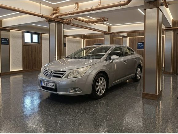 Sahibinden Toyota Avensis 1.6 Elegant Extra 2011 Model 