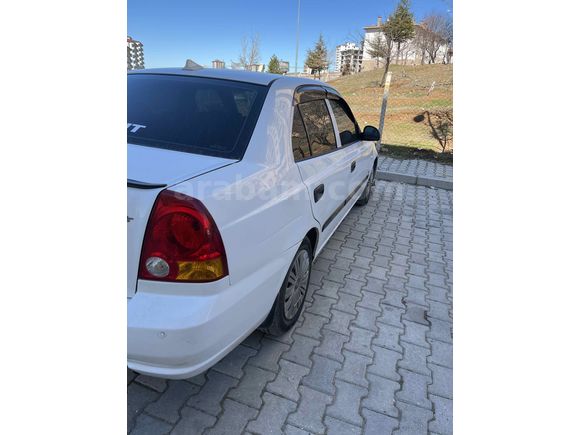Sahibinden Hyundai Accent 1.5 CRDi Admire 2005 Model Elazığ