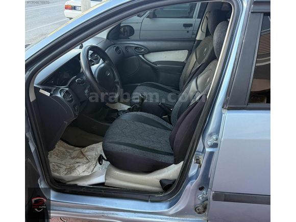 ERZİN AUTO'DAN 2004 MODEL FOCUS 1.6 GHİA BAKIMLI MASRAFSIZ
