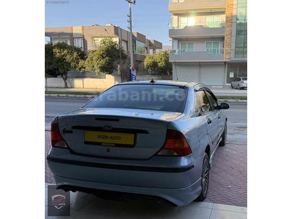 ERZİN AUTO'DAN 2004 MODEL FOCUS 1.6 GHİA BAKIMLI MASRAFSIZ