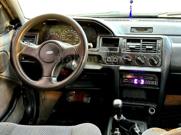 VFK ' DAN FORD ESCORT 1.6 CLX 1995 MODEL KARTA 12 TAKSİT ! ! !