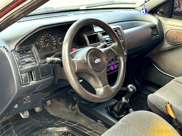 VFK ' DAN FORD ESCORT 1.6 CLX 1995 MODEL KARTA 12 TAKSİT ! ! !