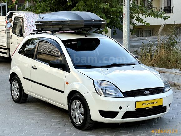 KLİMALI FORD FIESTA 1.4 COMFORT 2005 MODEL K.KARTINA 12 TAKSİTLE