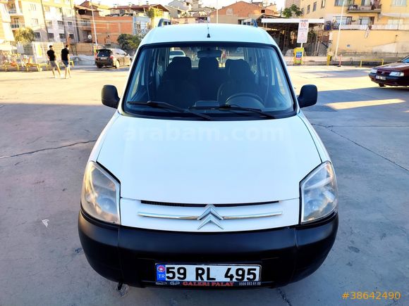 ÇİFT SÜRGÜLÜ CİTROEN BERLINGO 1.9 D 2006 MODEL KARTA 12 TAKSİT !