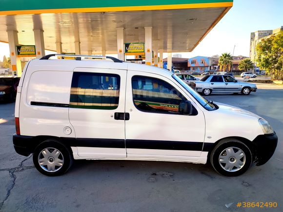 ÇİFT SÜRGÜLÜ CİTROEN BERLINGO 1.9 D 2006 MODEL KARTA 12 TAKSİT !