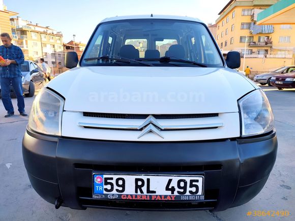 ÇİFT SÜRGÜLÜ CİTROEN BERLINGO 1.9 D 2006 MODEL KARTA 12 TAKSİT !
