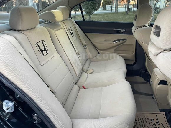 DALYAN OTOMOTİVDEN MÜKEMMEL TEMİZLİKTE HONDA CIVIC FD6