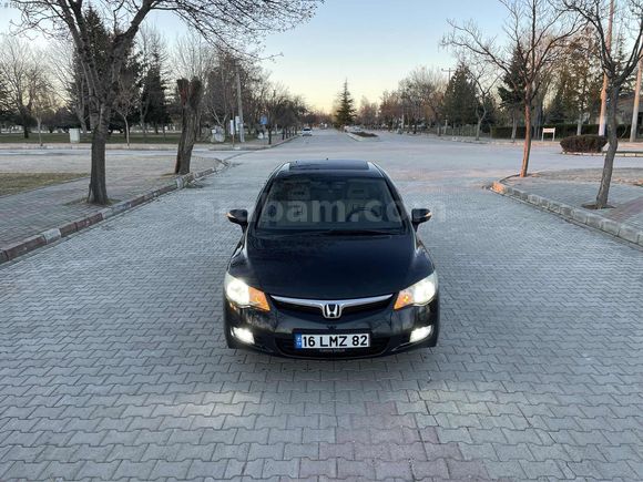 DALYAN OTOMOTİVDEN MÜKEMMEL TEMİZLİKTE HONDA CIVIC FD6