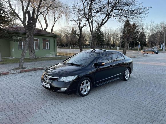 DALYAN OTOMOTİVDEN MÜKEMMEL TEMİZLİKTE HONDA CIVIC FD6