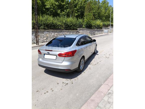 Sahibinden Bakımlı Masrafsız Ford Focus 1.6 TDCİ