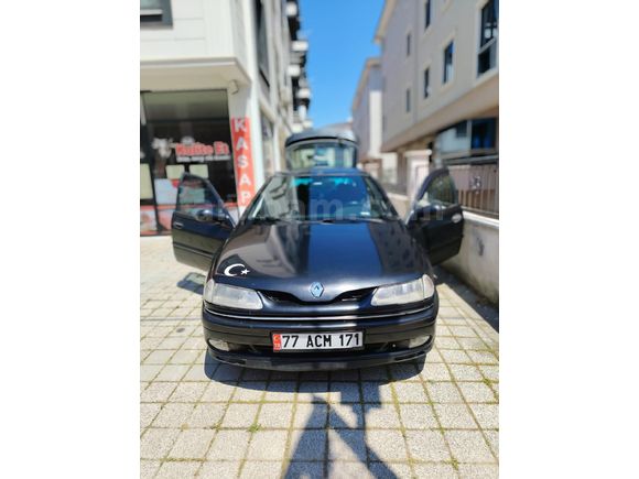 Sahibinden Renault Laguna 2.0 RXE,volvo N7Q motor  doblo tarzı araçlarla takas olur