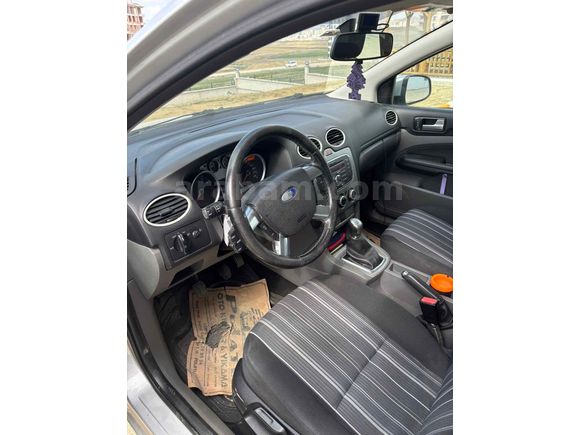 Sahibinden Ford Focus 1.6 Comfort 2011 Model 