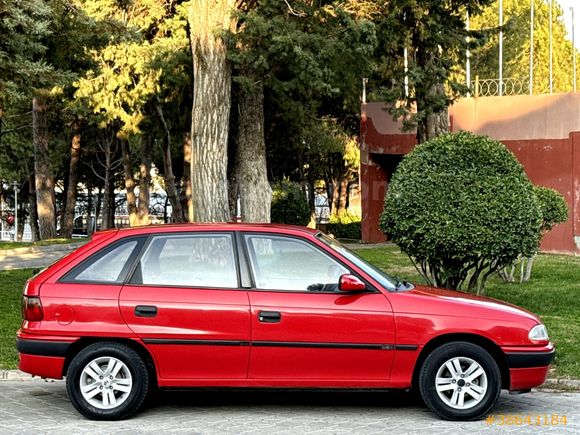 TEMİZ BAKIMLI OPEL ASTRA 1.4 GL 1996 MODEL KARTA 12 TAKSİTLE ! !