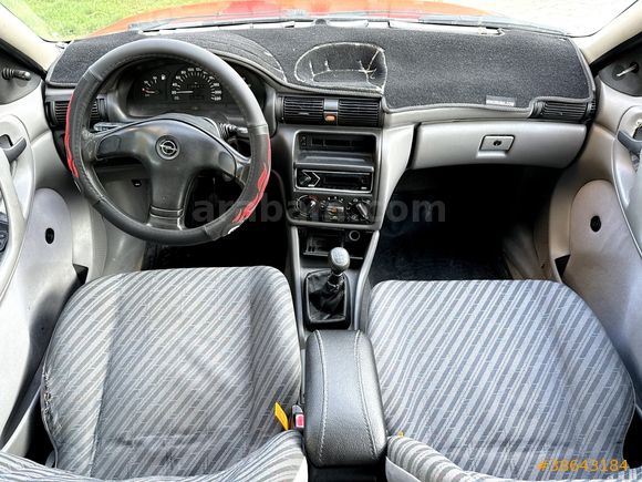 TEMİZ BAKIMLI OPEL ASTRA 1.4 GL 1996 MODEL KARTA 12 TAKSİTLE ! !