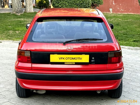 TEMİZ BAKIMLI OPEL ASTRA 1.4 GL 1996 MODEL KARTA 12 TAKSİTLE ! !