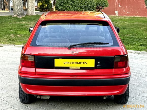 TEMİZ BAKIMLI OPEL ASTRA 1.4 GL 1996 MODEL KARTA 12 TAKSİTLE ! !
