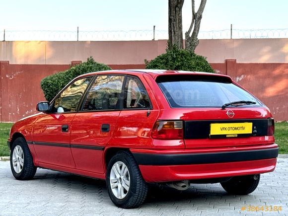 TEMİZ BAKIMLI OPEL ASTRA 1.4 GL 1996 MODEL KARTA 12 TAKSİTLE ! !