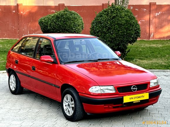 TEMİZ BAKIMLI OPEL ASTRA 1.4 GL 1996 MODEL KARTA 12 TAKSİTLE ! !