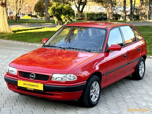 TEMİZ BAKIMLI OPEL ASTRA 1.4 GL 1996 MODEL KARTA 12 TAKSİTLE ! !
