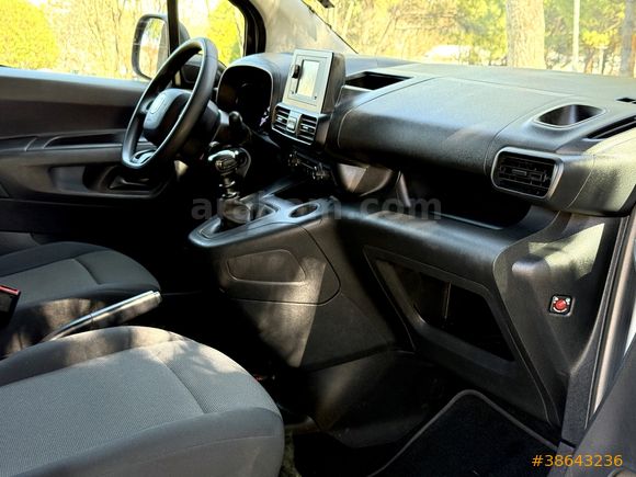 56.000 KM KLİMALI HATASIZ FİAT DOBLO 1.5 BLUEHDI 2023 MODEL ! !