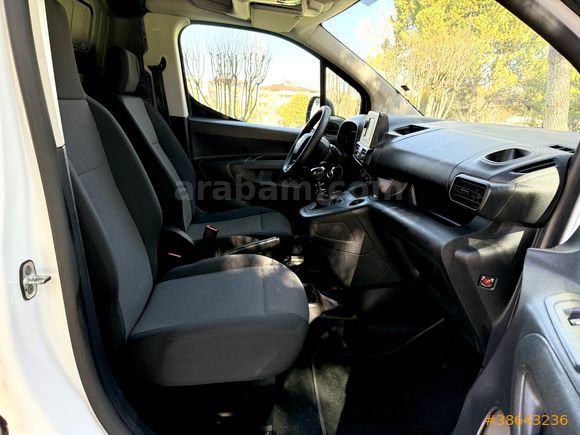 56.000 KM KLİMALI HATASIZ FİAT DOBLO 1.5 BLUEHDI 2023 MODEL ! !