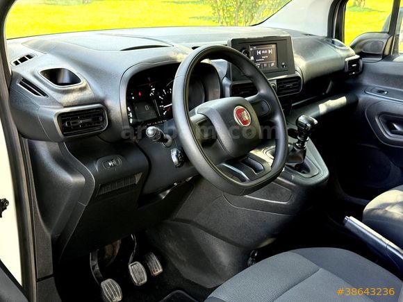 56.000 KM KLİMALI HATASIZ FİAT DOBLO 1.5 BLUEHDI 2023 MODEL ! !