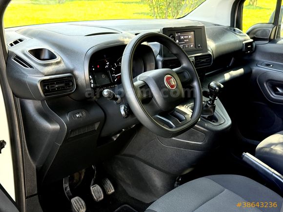 56.000 KM KLİMALI HATASIZ FİAT DOBLO 1.5 BLUEHDI 2023 MODEL ! !