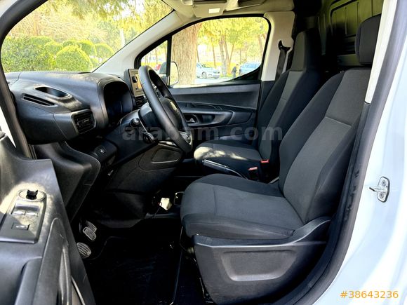 56.000 KM KLİMALI HATASIZ FİAT DOBLO 1.5 BLUEHDI 2023 MODEL ! !