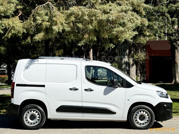 56.000 KM KLİMALI HATASIZ FİAT DOBLO 1.5 BLUEHDI 2023 MODEL ! !