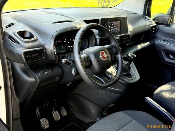 56.000 KM KLİMALI HATASIZ FİAT DOBLO 1.5 BLUEHDI 2023 MODEL ! !