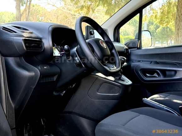 56.000 KM KLİMALI HATASIZ FİAT DOBLO 1.5 BLUEHDI 2023 MODEL ! !