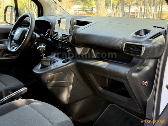 56.000 KM KLİMALI HATASIZ FİAT DOBLO 1.5 BLUEHDI 2023 MODEL ! !
