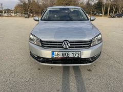 Sahibinden Volkswagen Passat 1.6 TDi BlueMotion Comfortline 2013 Model  195.000 km Gri (Gümüş)