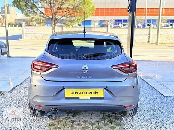 Değişensiz Tramersiz 2023 çıkışlı Otomatik Clio(K.k12Taksit)