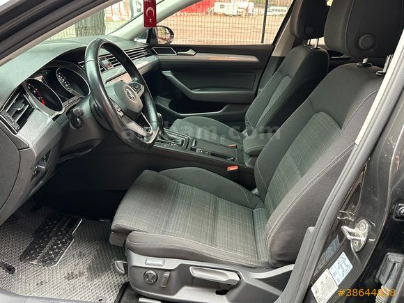 WW PASSAT 1.5TSİ 2020 MODEL 165BİNDE DEĞİŞENSİZ BAKIMLI TEMİZ