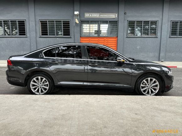 WW PASSAT 1.5TSİ 2020 MODEL 165BİNDE DEĞİŞENSİZ BAKIMLI TEMİZ