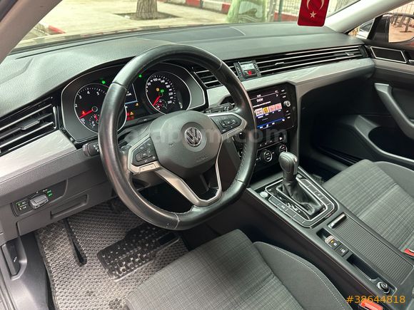 WW PASSAT 1.5TSİ 2020 MODEL 165BİNDE DEĞİŞENSİZ BAKIMLI TEMİZ