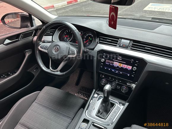 WW PASSAT 1.5TSİ 2020 MODEL 165BİNDE DEĞİŞENSİZ BAKIMLI TEMİZ