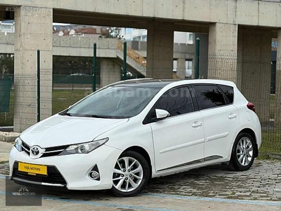 YEŞİLMOTORSDAN DİZEL OTOMATİK CAM TAVANLI AURİS