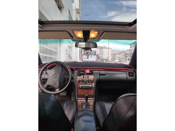 Sahibinden Mercedes - Benz E 200 Elegance 1996 Model