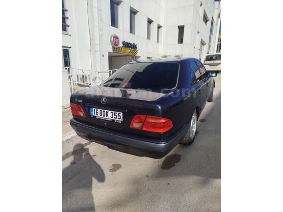 Sahibinden Mercedes - Benz E 200 Elegance 1996 Model