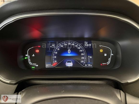 ASLANOĞLU PLAZA'DAN 2023 RENAULT MEGANE 1.3 TCE TOUCH